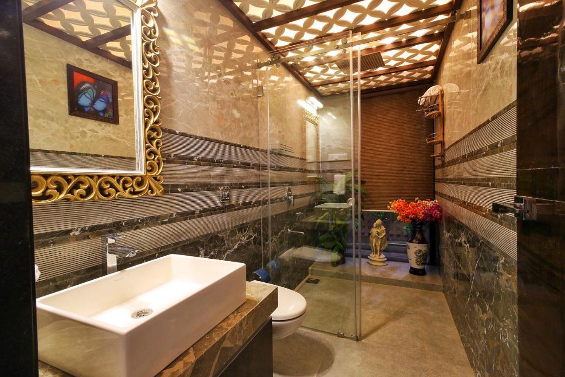 Aashiyaanaa Villa "The Palace" Mumbai Exteriör bild
